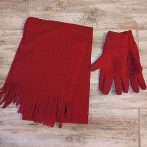 Polartec Fleece Scarf and Gloves